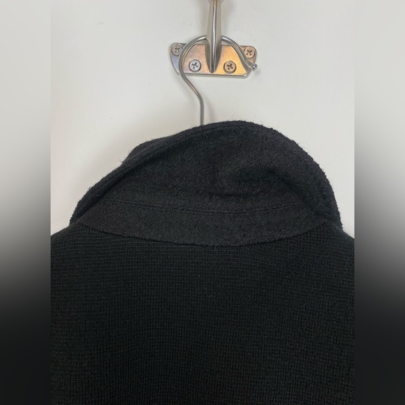 Lord & Taylor‎ Black Wool Blend Contrast Black Blazer Size 8 (runs small) - Picture 9 of 14